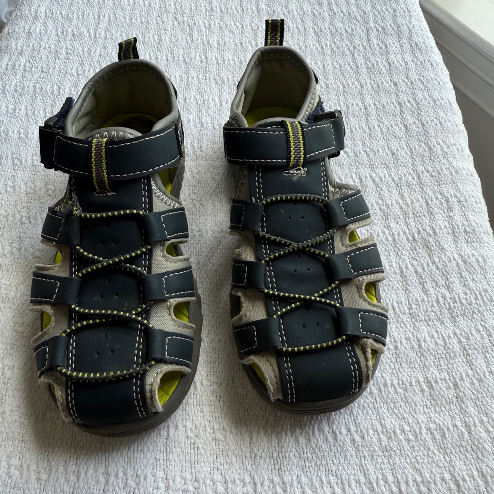Eddie Bauer Boys Water Sandals Size 11
